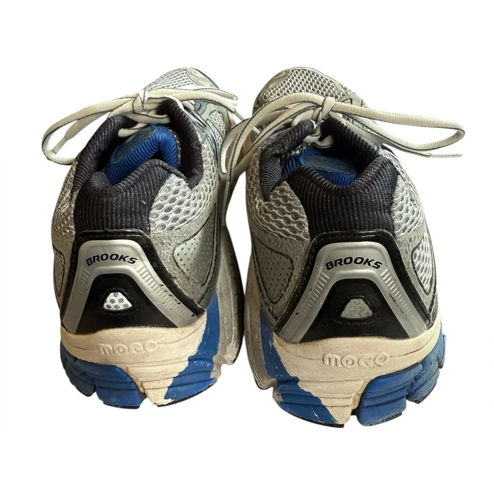 Brooks item pair
